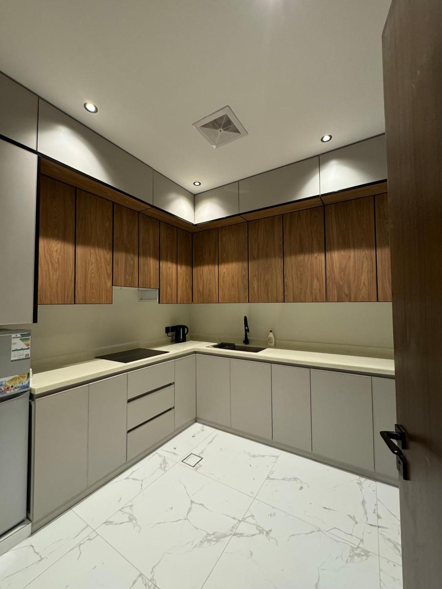 Sunrise Luxury Two Bedroom Apartment *