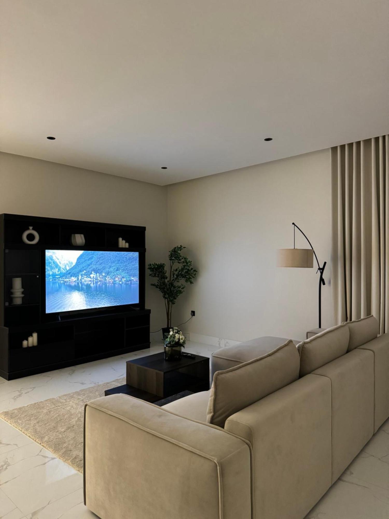 Sunrise Luxury Two Bedroom *
