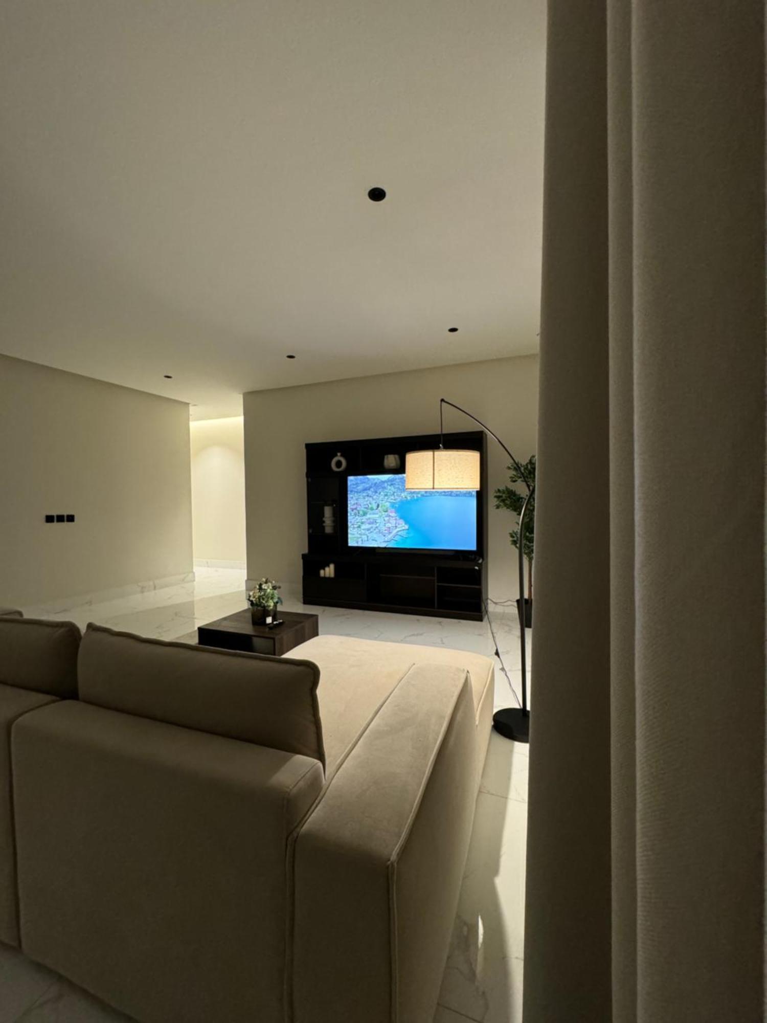 Sunrise Luxury Two Bedroom * Al Khobar