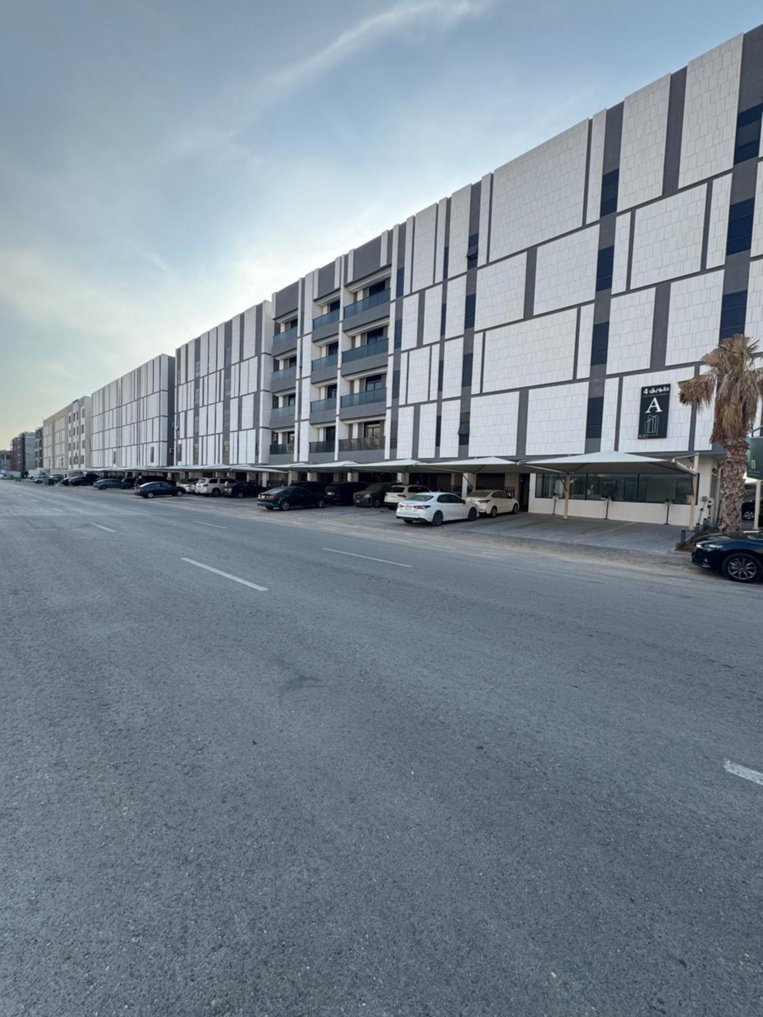 Sunrise Luxury Two Bedroom Apartment Al Khobar