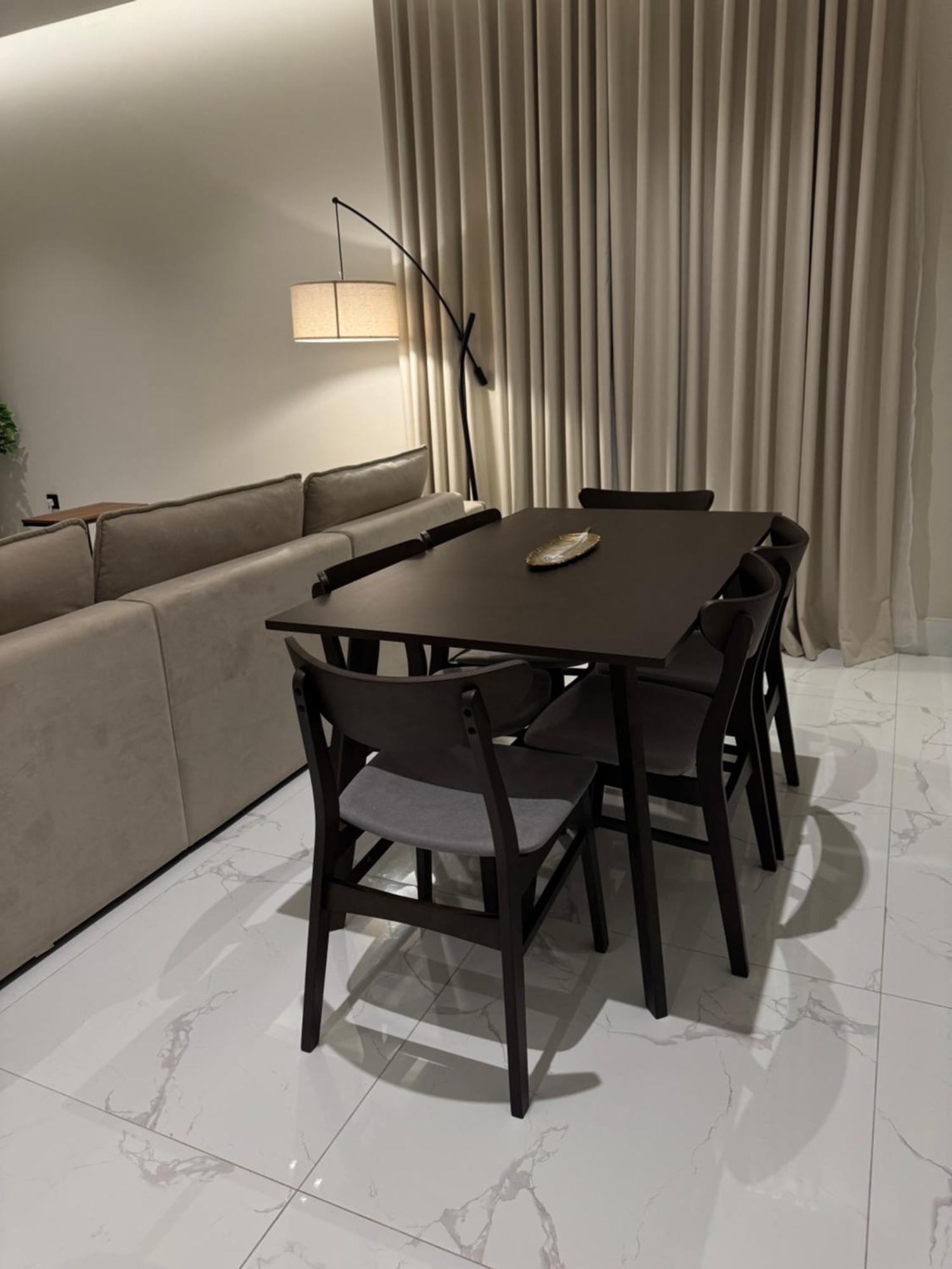 Sunrise Luxury Two Bedroom Apartment *